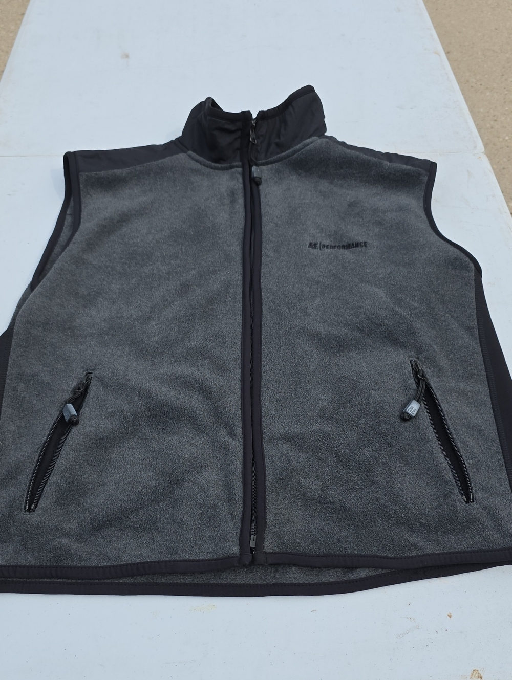 Men's American Eagle Gray Performance Fleece Vest -